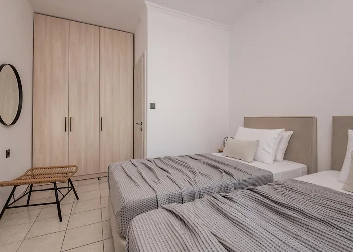 Swan Apartments